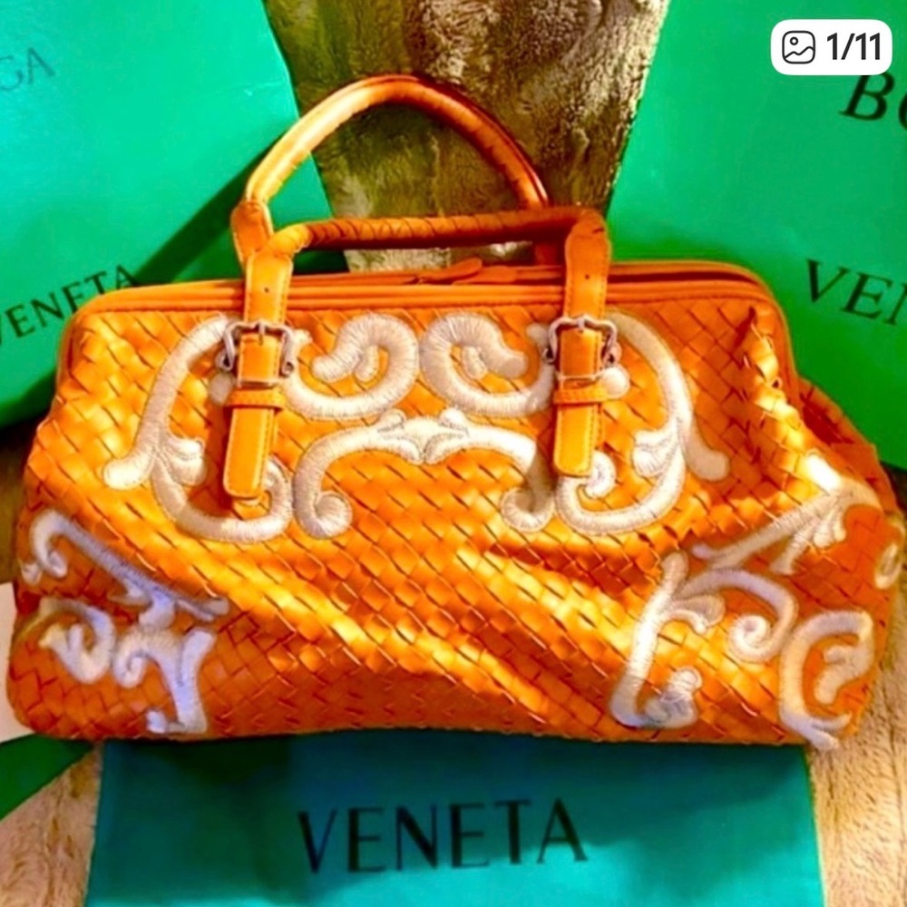 Bottega Veneta ABSOLUTELY STUNNING Intrecciato Stitched Bag